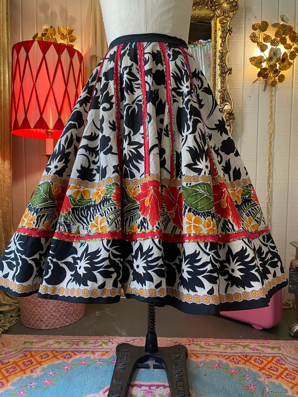 vintage 1950s style circle skirt, tropical print cotton, 90s does 50s rockabilly